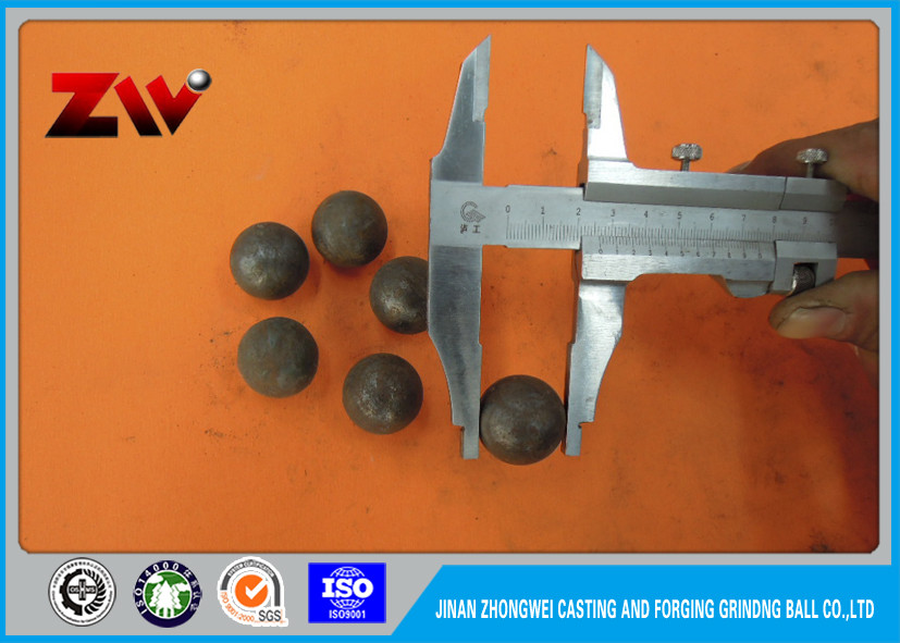 ボール ミルのための産業粉砕の鋼球、造られた鋼鉄粉砕媒体