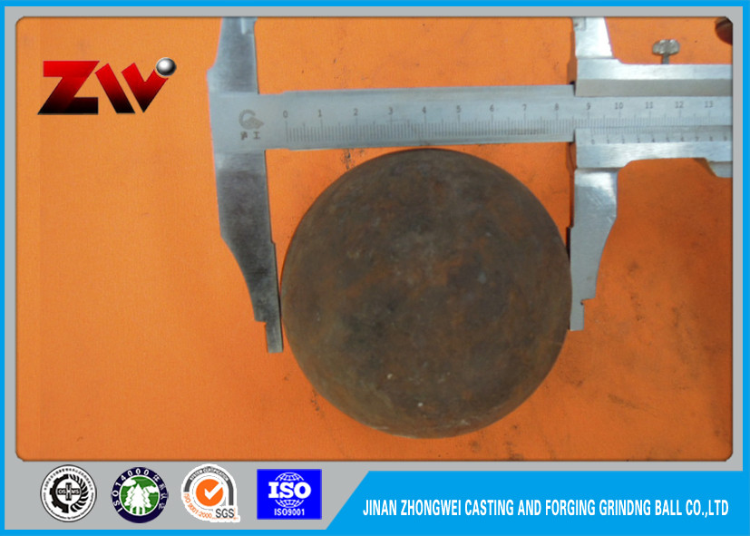HRC 60-68 の高い硬度は採鉱/ボール ミルのための鋼鉄粉砕の球を造りました