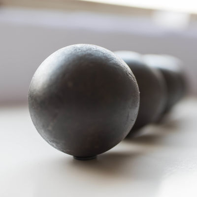 ボール ミルのセメントの植物の高い硬度のための造られた鋼球